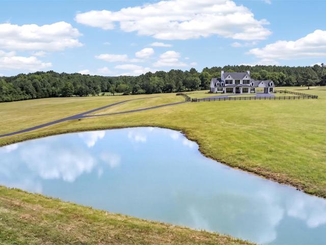 Farm for sale in Crockett, Texas