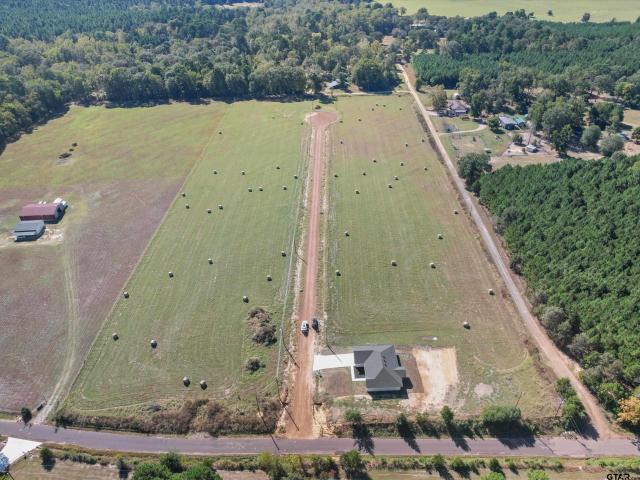 Land for sale in Gilchrist, Texas