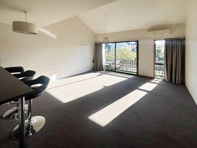 Apartment for rent in Heathcote, Canterbury