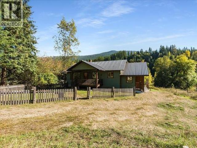 House for sale in Gibson Creek, Area I (Sentinel Mountain)