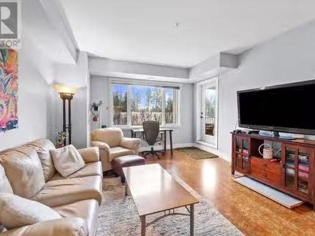 Condo for sale in Winfield, British Columbia