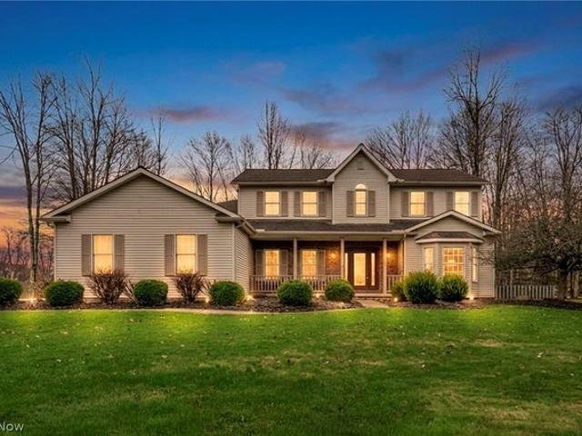 House for sale in Hinckley, Ohio