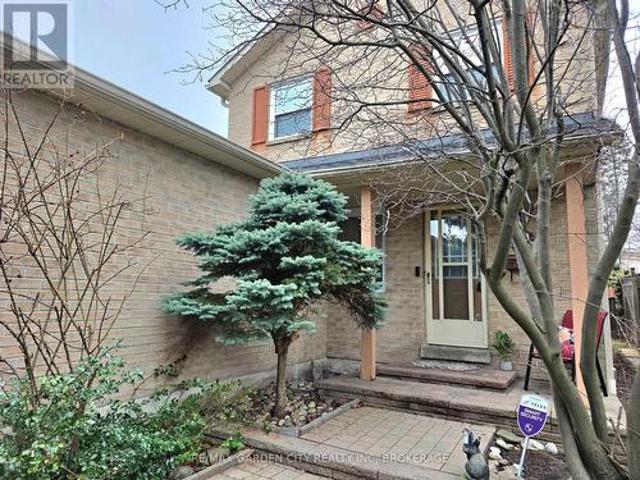 House for sale in Mississauga, Ontario