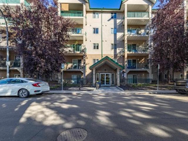 Condo for sale in Wedgewood, Alberta