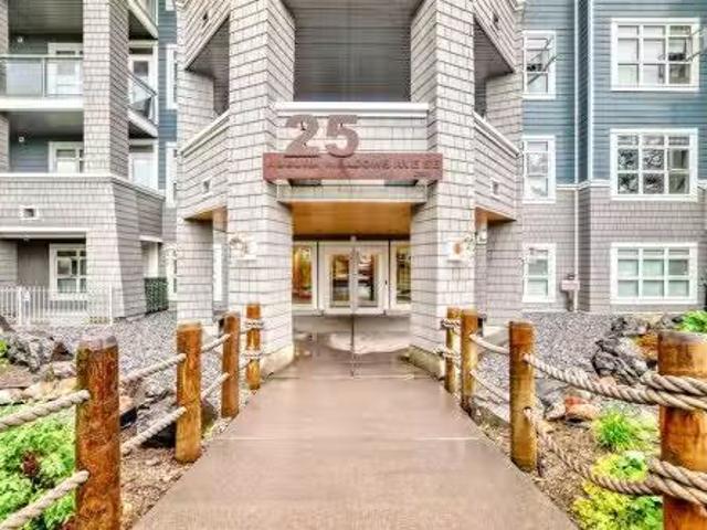 Condo for sale in Northwest, Alberta
