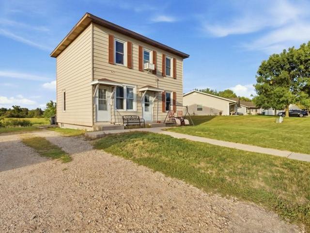 Condo for sale in New London, Kandiyohi County