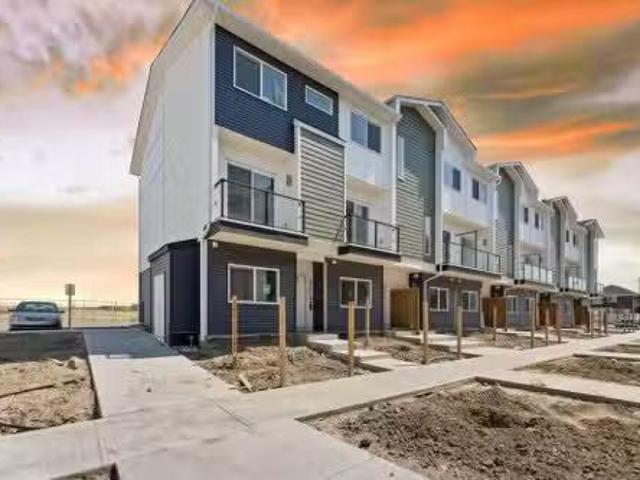 Condo for sale in Northwest, Alberta