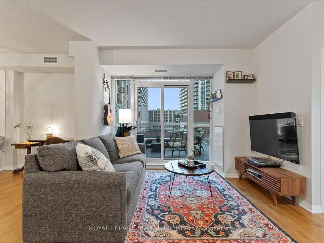 Condo for sale in Woburn, Ontario