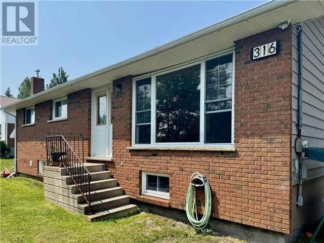 House for sale in Wanup, Ontario
