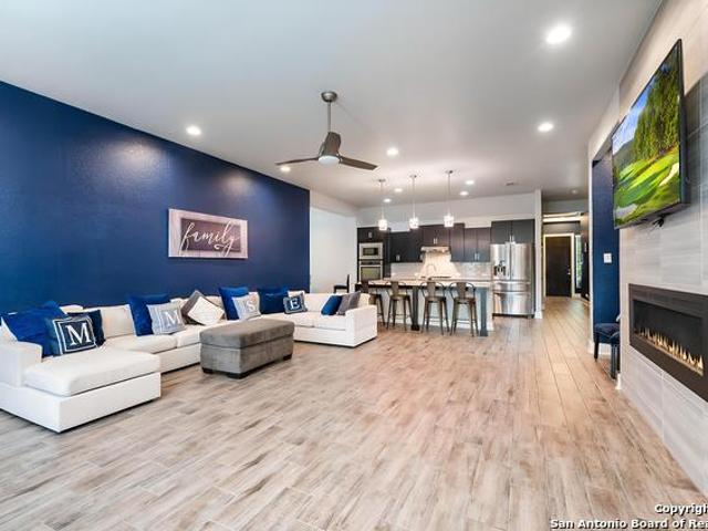 House for sale in Spring Branch