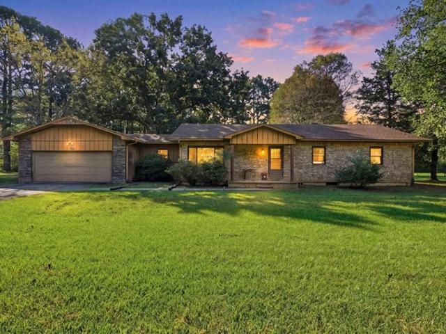 House for sale in Clinton, Van Buren County