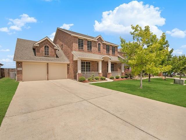 House for sale in Benbrook, Texas