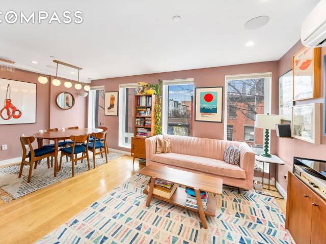 Condo for sale in Arverne, New York