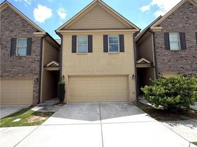 Townhouse for sale in Lilburn, Georgia