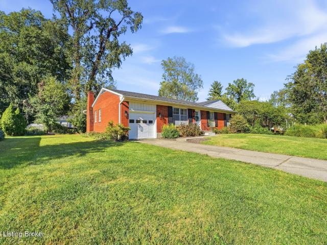 House for sale in St. Matthews, Jefferson County