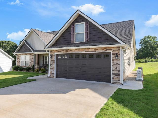 House for sale in Campobello, South Carolina