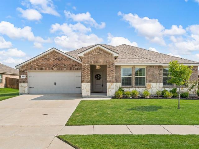 House for sale in Fate, Texas