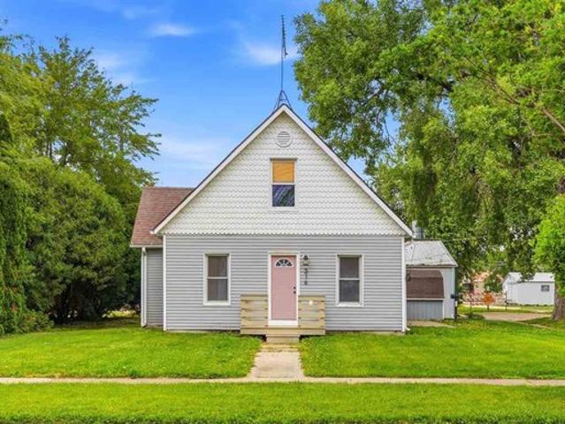 House for sale in Washington, Iowa