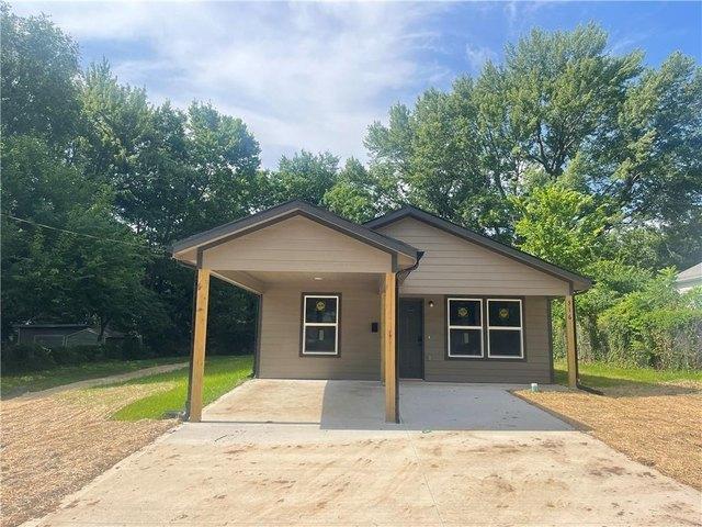 House for sale in Warrensburg, Missouri