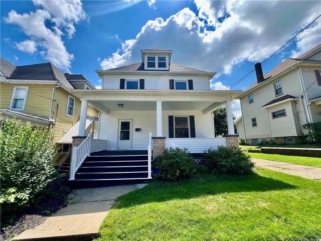 House for sale in New Castle, Pennsylvania