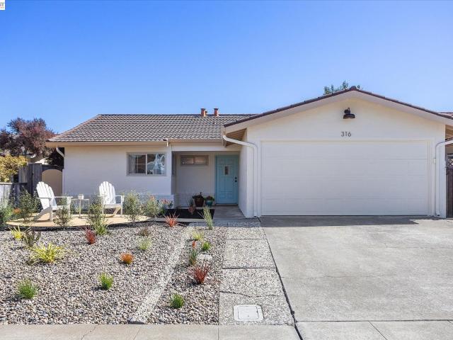 House for sale in Alameda, Alameda County