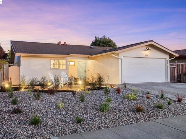 House for sale in Alameda, Alameda County