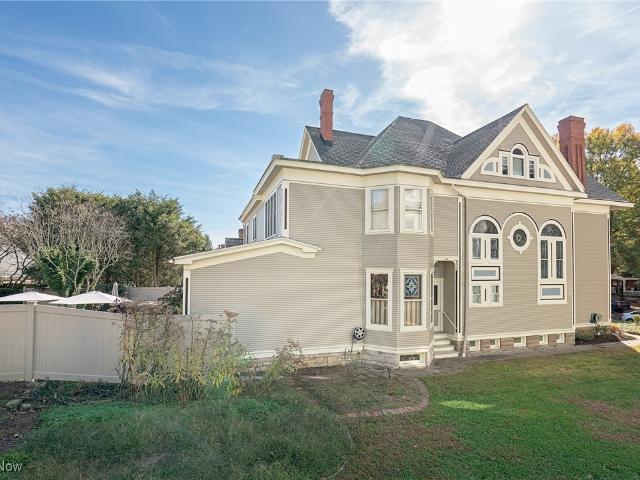 House for sale in Marietta, Ohio