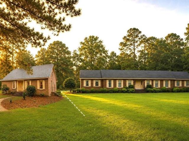 House for sale in Hookerton, North Carolina