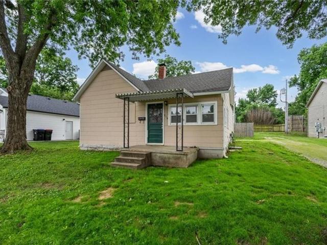 House for sale in Warrensburg, Missouri