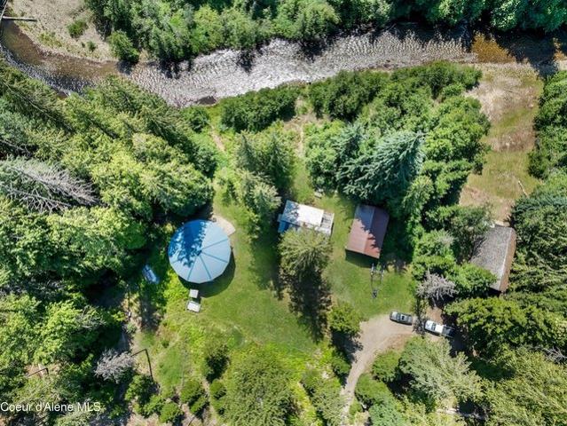 House for sale in Nordman, Idaho