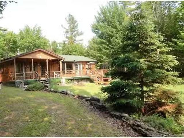 House for sale in Oak Point, New Brunswick