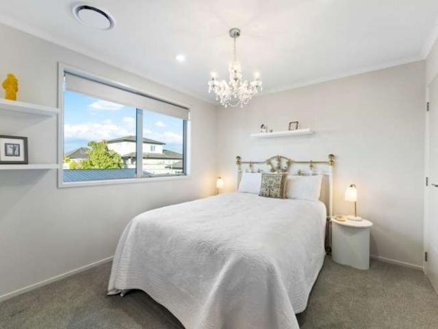 House for sale in Karaka, Franklin