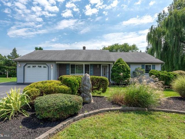 House for sale in Leola, Pennsylvania