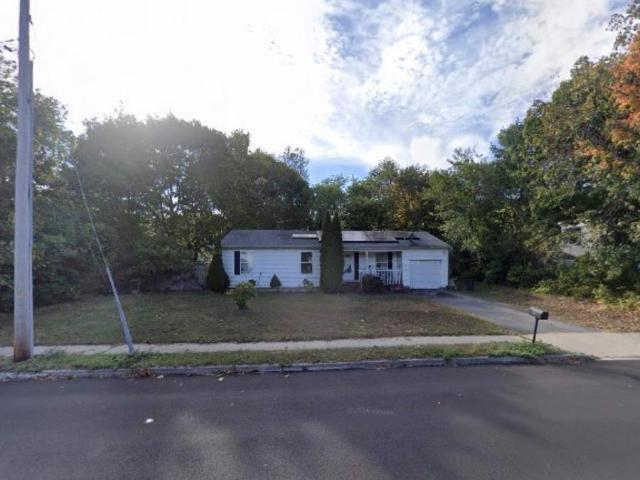 House for sale in Bohemia, New York