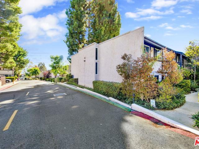 Condo for sale in Canoga Park, California
