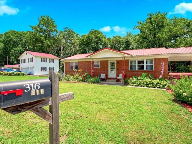 House for sale in Williamsburg, Kentucky