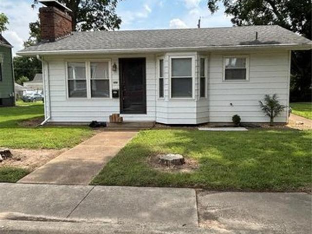 House for sale in Belleville, Illinois