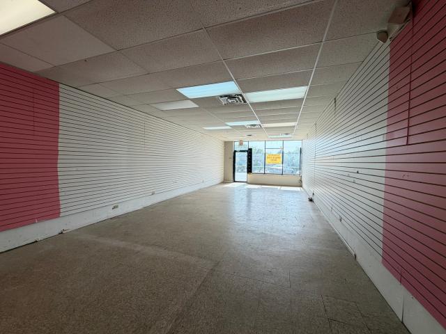 Commercial for sale in Waukegan, Illinois