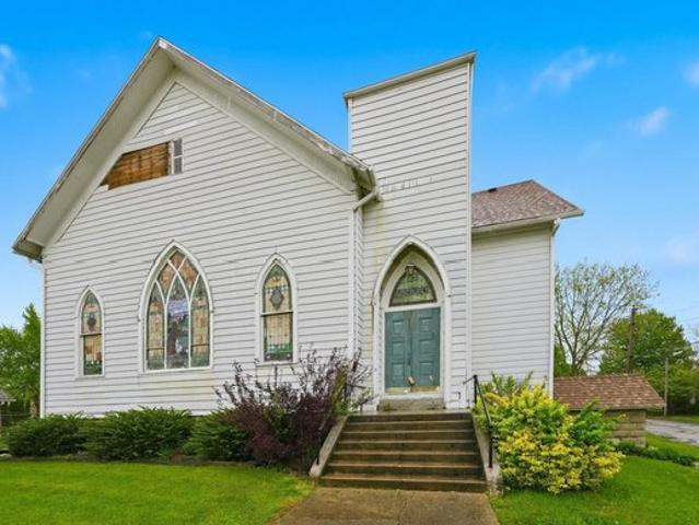 House for sale in Churubusco, Indiana