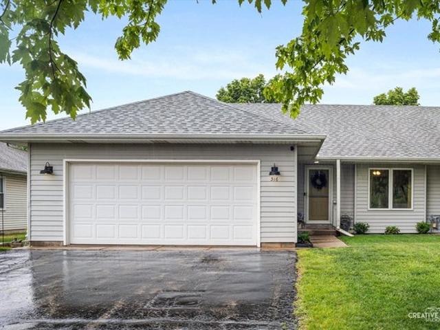 Townhouse for sale in Hampshire, Illinois
