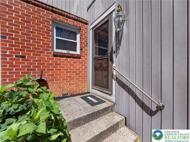 Townhouse for sale in Lehigh, Pennsylvania