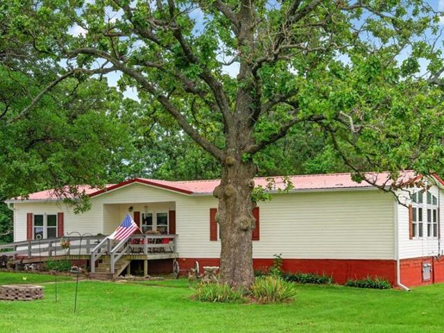 House for sale in Buffalo, Missouri