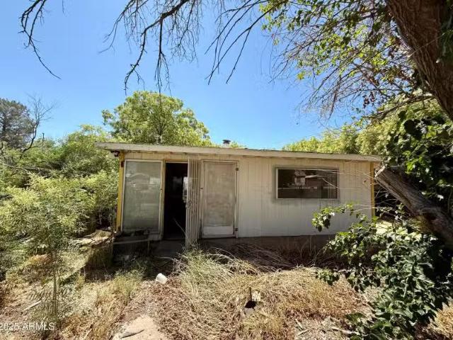 House for sale in Safford