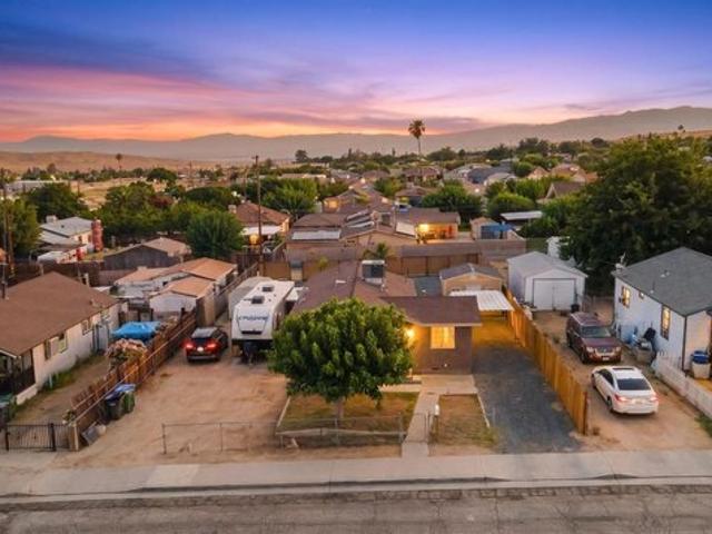 House for sale in Taft, California