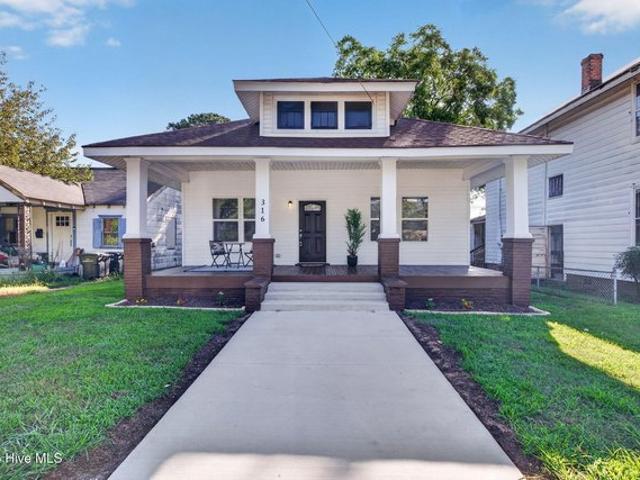 House for sale in Elizabeth City, North Carolina