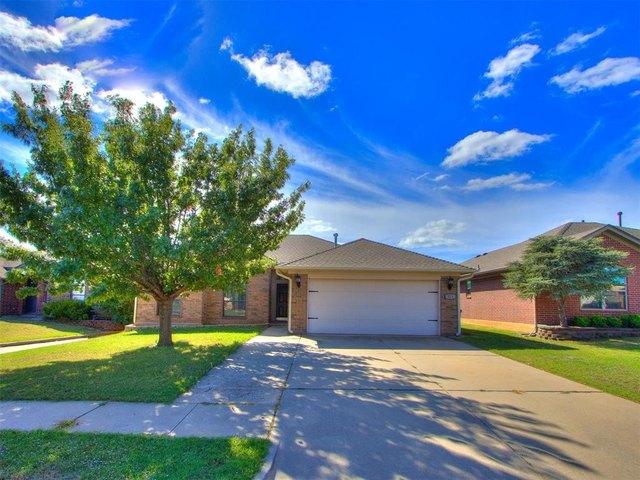 House for sale in Moore, Cleveland County