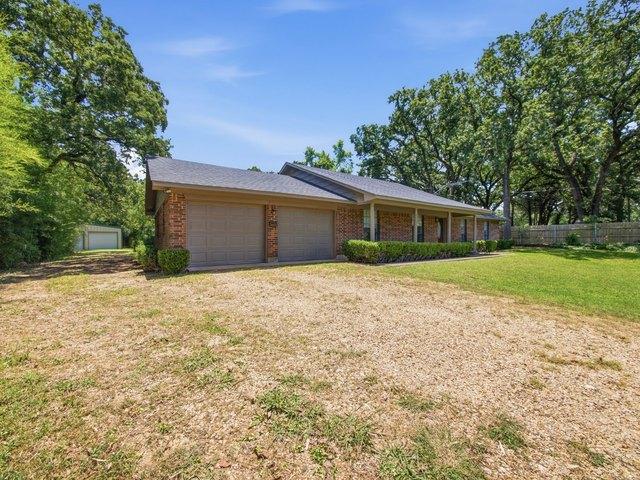 House for sale in Seagoville, Texas