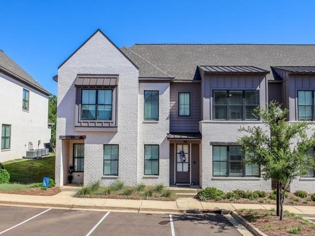 Townhouse for sale in Oxford, Mississippi