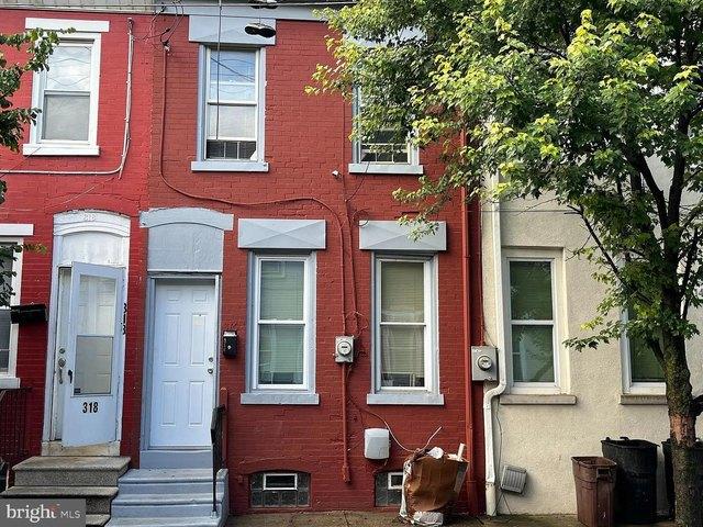 Townhouse for sale in Camden, New Jersey