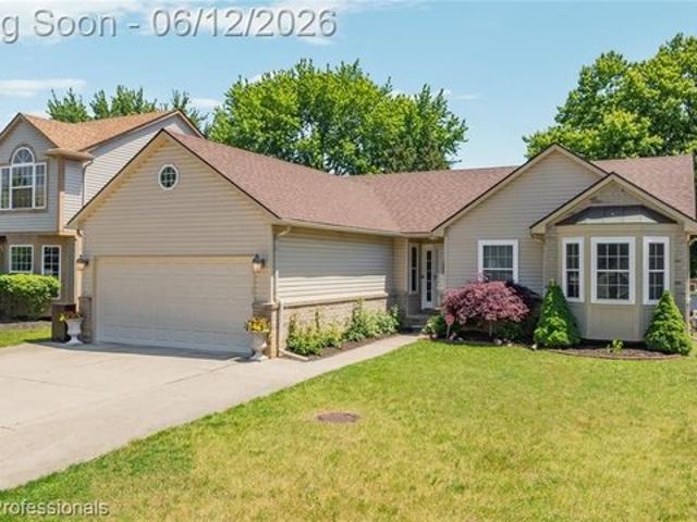 House for sale in Troy, Michigan